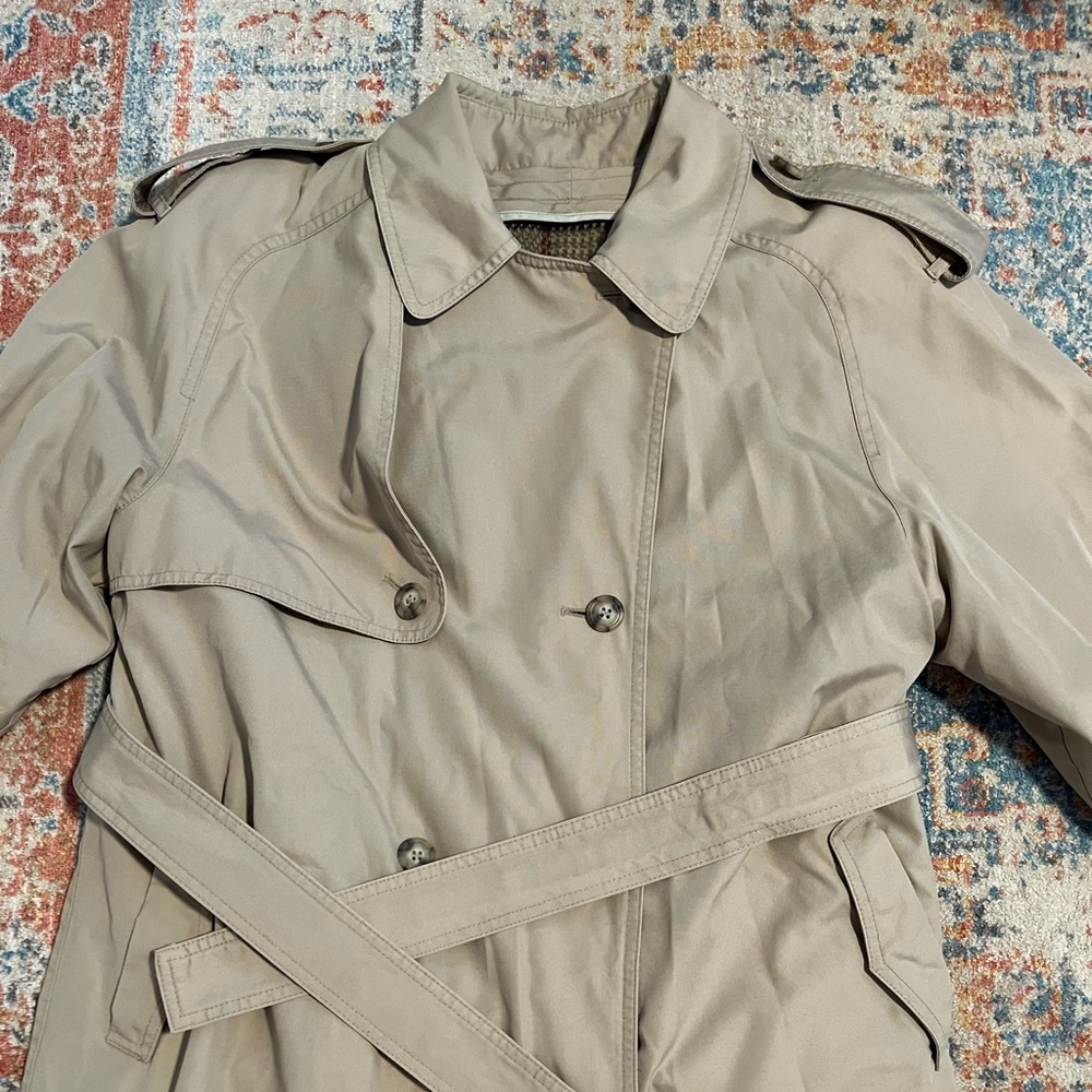 Classic Tan Women's Trench Coat